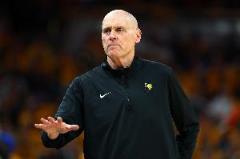 卡萊爾：與尼克斯的對(duì)決充滿(mǎn)尊重，高度認(rèn)可他們的競(jìng)爭(zhēng)精神和球迷熱情