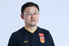 李璇回應(yīng)孫繼海青訓風波：質(zhì)疑機構(gòu)違規(guī)收費，呼吁相關(guān)部門仲裁