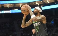 亞歷山大-沃克本季年薪431萬 場均9.4分3.2板2.7助 合同今夏到期