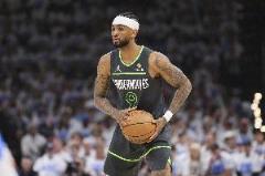 沃克半場(chǎng)5中0正負(fù)值-18遭逆轉(zhuǎn)