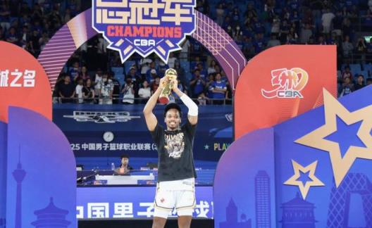 男籃歸化計劃暫未啟動，布朗否認接觸，郭士強曾有考慮！