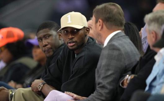 庫(kù)明加與勇士的矛盾能否化解，關(guān)鍵在于他的心態(tài)調(diào)整