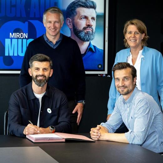 官方：穆斯利奇接棒，成為沙爾克新任主教練