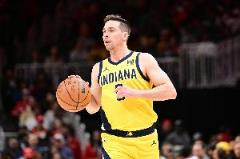 板凳匪徒！麥康納半場(chǎng)高效輸出5中4砍9分2助攻