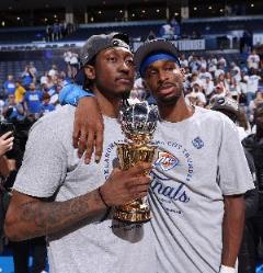 美記：NBA怪誕時(shí)代迎來(lái)邏輯終結(jié) 雷霆時(shí)代將主宰現(xiàn)在與未來(lái)