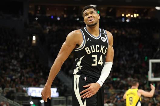 小托馬斯：字母哥該離開雄鹿，去更大的市場(chǎng)打球