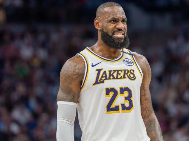 詹姆斯談園區(qū)賽季：籃球是這里唯一的主題