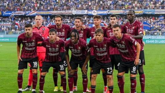 意媒：薩勒尼塔納14人食物中毒，意乙保級附加賽或推遲