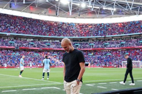 曼晚：瓜迪奧拉需要一名強力隊長，沃克是糟糕的選擇