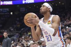 維金斯：離奪冠只差一場勝利，別想太多，一場一場打