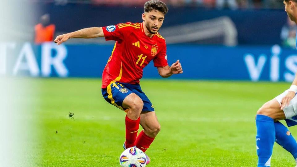 荷媒：阿賈克斯與勞爾-莫羅達(dá)成口頭協(xié)議，將簽約五年