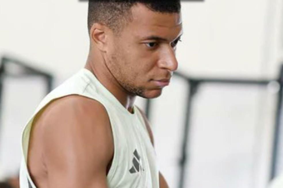 記者：姆巴佩缺席訓練，能否出戰(zhàn)小組賽末輪將周三揭曉