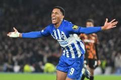 記者：切爾西、紐卡超5000萬鎊爭購若昂-佩德羅 談判仍在繼續(xù)