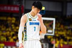 曾凡博簽約籃網(wǎng)Exhibit-10合同，中國球員新征程啟航