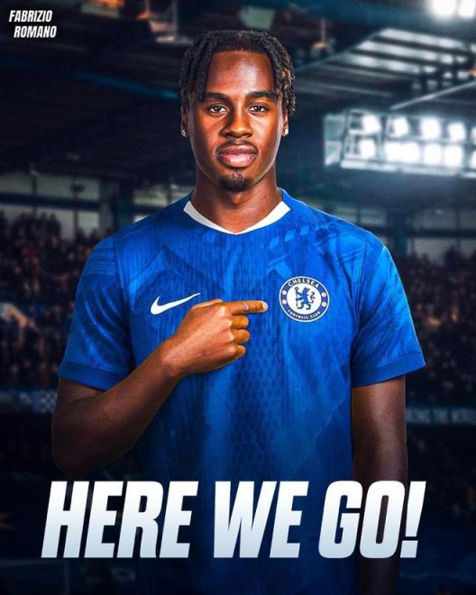 切爾西官方確認(rèn)簽下20歲丹麥前鋒吉滕斯，簽約至2032年！