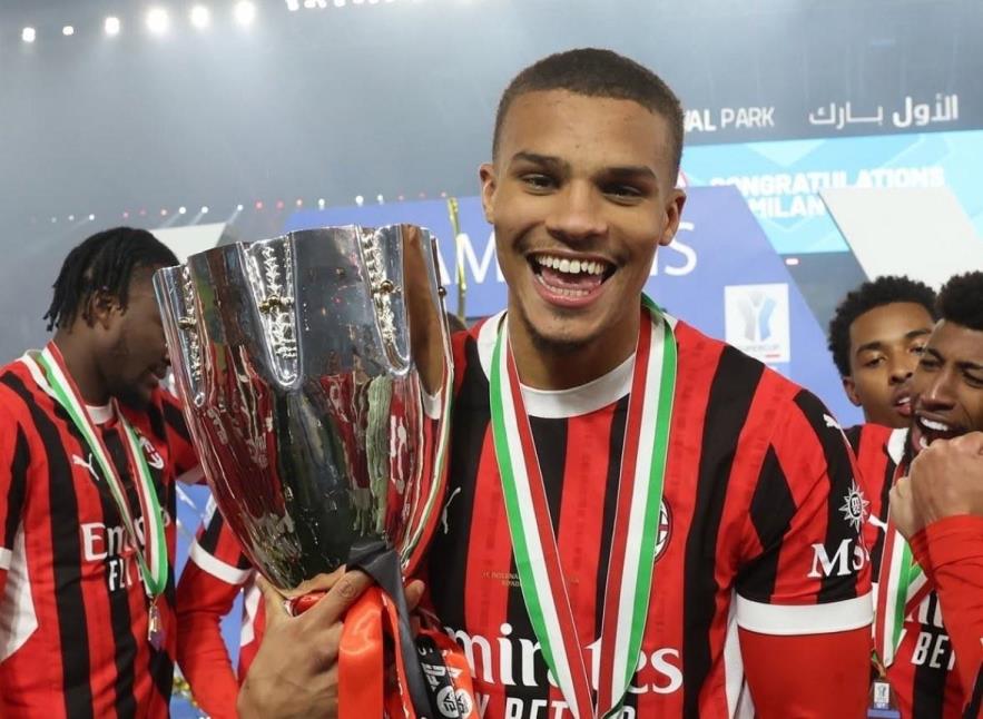 斯基拉：米蘭與科莫達成協(xié)議，佳夫兩天內將決定是否轉會