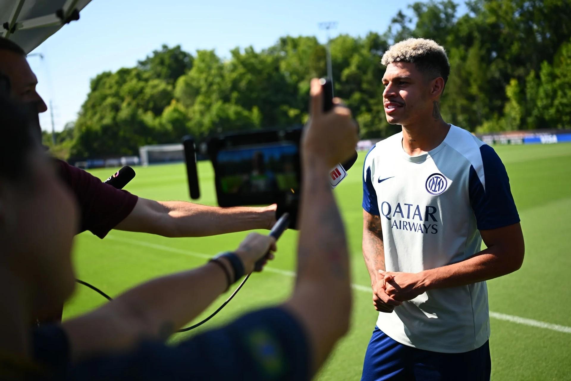 路易斯-恩里克：奧古斯托和齊沃都給予了我很多支持