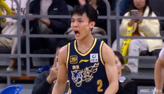 新標(biāo)題：CBA新控衛(wèi)閃耀世青賽，完爆徐杰趙繼偉引關(guān)注