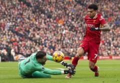 西媒：迪亞斯28歲還有2年合同，不續(xù)約或面臨出售壓力