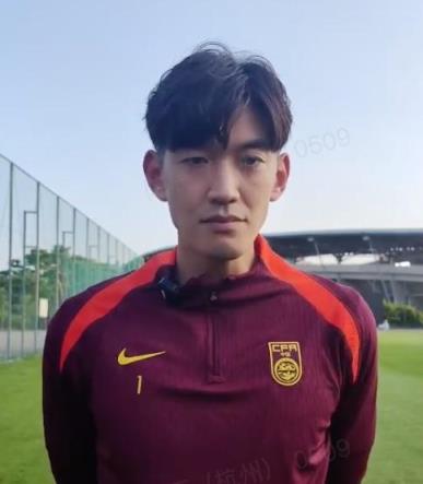 顏駿凌：年輕球員需適應(yīng)日韓比賽節(jié)奏，比賽具有鍛煉價(jià)值