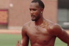 大汗淋漓！騎士隊(duì)莫布里田徑場訓(xùn)練挑戰(zhàn)阻力跑與帶球跑