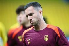 記者點(diǎn)評國足：塞鳥與王鈺棟首秀亮眼，教練組需靈活應(yīng)對