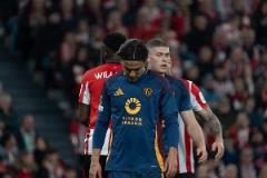 羅馬官方：迪巴拉手術(shù)成功，將進(jìn)入復(fù)健階段