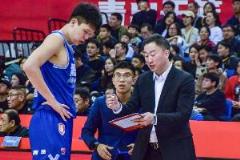 青島記者：球隊(duì)基本放棄再找新外援，距季后賽僅剩一周