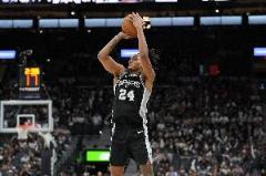 比克斯塔夫：瓦塞爾進(jìn)攻端爆發(fā)力十足，仍在不斷進(jìn)步