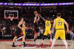 魔幻時(shí)刻！湖人公牛最后時(shí)刻神劇情如何？