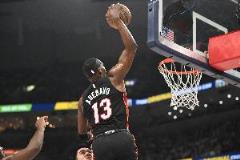 阿德巴約引領(lǐng)球隊(duì)連勝，籃球場(chǎng)上演奇跡時(shí)刻