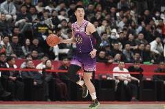 替補(bǔ)高效！朱松瑋5投5中貢獻(xiàn)12分5籃板2助攻2搶斷