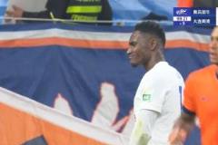 媒體人分析馬萊萊99分鐘錯(cuò)失點(diǎn)球：牟鵬飛等待他擺腿再做出反應(yīng)