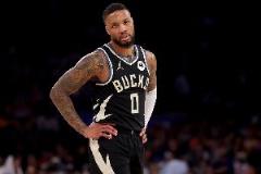 Shams：利拉德預(yù)計幾周內(nèi)將獲批準(zhǔn)恢復(fù)籃球活動