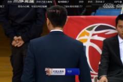 再見丁丁！丁丁不看人轉(zhuǎn)身60米精準(zhǔn)長傳看呆詹俊張路