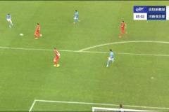 楊一鳴禁區(qū)外世界波破門，深圳仍1-3落后河南