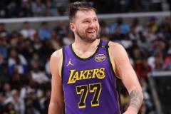 從達(dá)拉斯到洛杉磯：東契奇面對(duì)新挑戰(zhàn)，一切都在向好發(fā)展