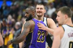 雄鹿42勝穩(wěn)居?xùn)|部前六 西部前八均超45勝 湖掘47勝仍難鎖定