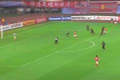 宣布退役！當年艾克森神級停球+轉(zhuǎn)身過人進球把我看高潮