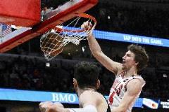 殘陣狂攻16-0！公牛緊咬分差縮小至個(gè)位數(shù)