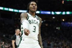 小凱文·波特連續(xù)兩場替補貢獻20+5+搶斷 近32年首位歷史第四人