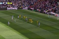 還得靠丁?。〉虏紕趦?nèi)精彩直接任意球破門！水晶宮門將無奈目送