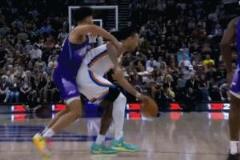 鄭中基三場(chǎng)首發(fā)三雙引熱議