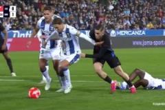 太可惜了！費爾明停球連續(xù)戲耍過人打偏！進了就是生涯最佳！