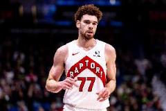 巴特爾首節(jié)轟6記三分 猛龍半場領(lǐng)先馬刺20分