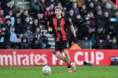 馬卡：懷森20歲生日臨近，未來十年或成西班牙防線關(guān)鍵人物