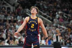 波杰姆斯基高效輸出19分7板4助2斷 正負值+12領跑全隊