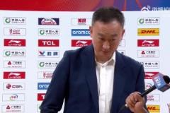 劉維偉賽后采訪：調(diào)整狀態(tài)享受比賽 想跟球迷說會(huì)帶回青島！