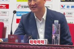 2-1領(lǐng)先了還想回杭州嗎？劉維偉笑了：?jiǎn)栠@么敏感的問題嗎？