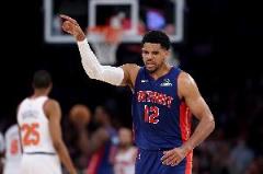 哈里斯半場(chǎng)22分全場(chǎng)25+6，下半場(chǎng)僅3次出手引熱議